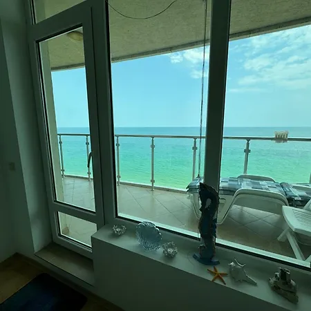 Stunning Seaview - 50m To The アパート ビャラ