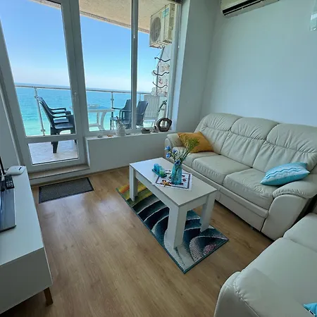 Stunning Seaview - 50m To The * ビャラ