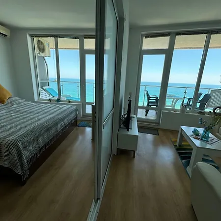 Stunning Seaview - 50m To The アパート ビャラ