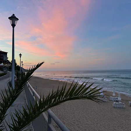 Stunning Seaview - 50m To The